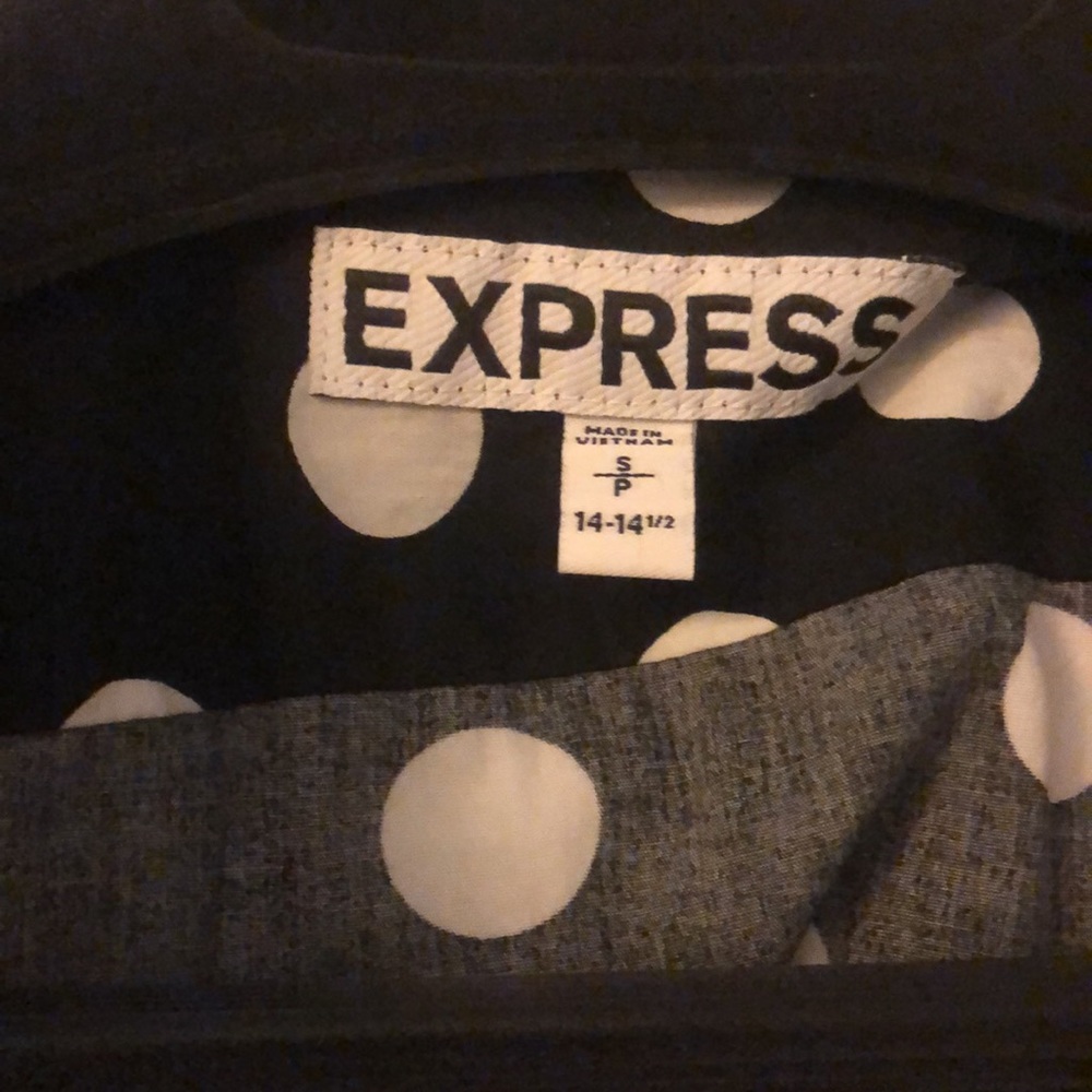 Express Button down - Picture 2 of 3